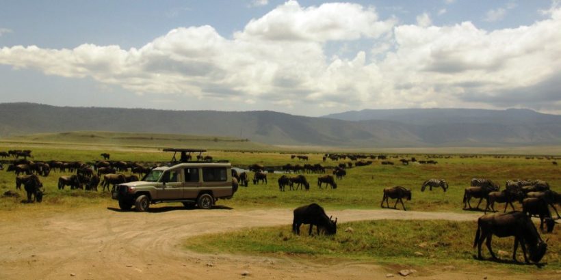 ngorongoro-crater-tour